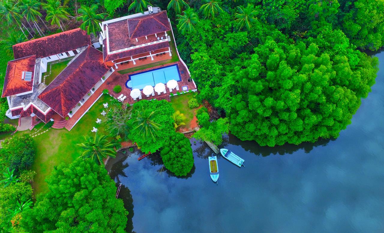 Waterside Bentota Hotel Exterior photo